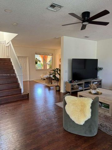 1463 Banyan Way, Weston, FL 33327