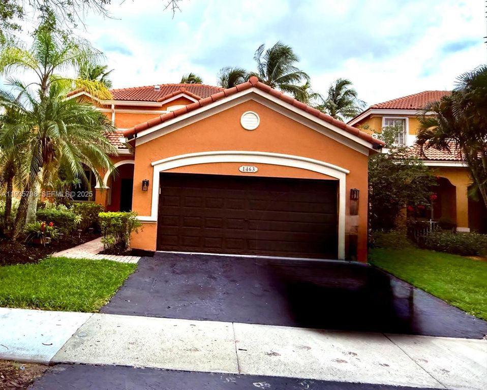 1463 Banyan Way, Weston, FL 33327