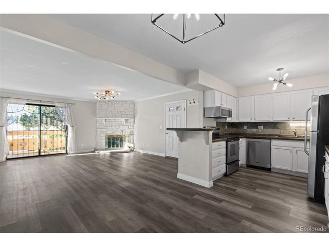 410 Zang St 2-106, Lakewood, CO 80228