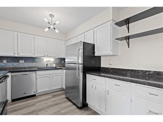 410 Zang St 2-106, Lakewood, CO 80228