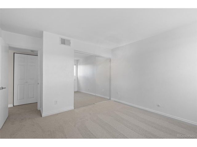 410 Zang St 2-106, Lakewood, CO 80228