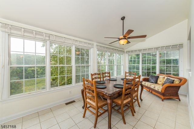 14 Vista Dr, Mount Olive Twp., NJ 07836