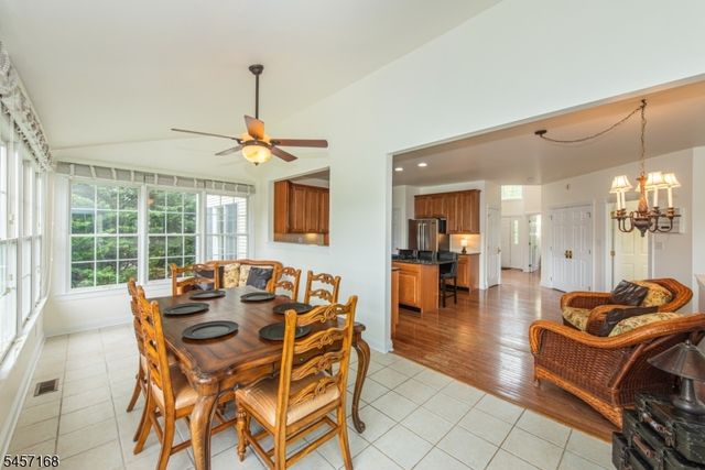14 Vista Dr, Mount Olive Twp., NJ 07836