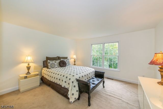14 Vista Dr, Mount Olive Twp., NJ 07836