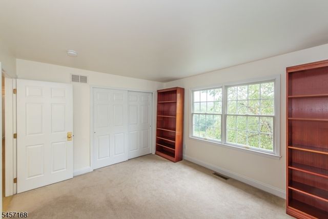 14 Vista Dr, Mount Olive Twp., NJ 07836