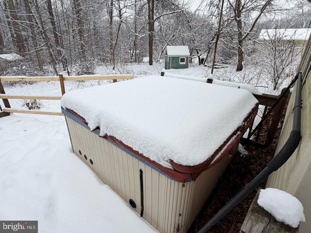 15 DOGWOOD DELL, Coatesville, PA 19320