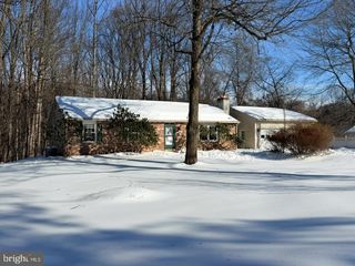 15 DOGWOOD DELL, Coatesville, PA 19320