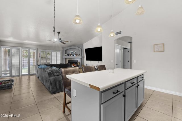 1687 W ENCINAS Street, Gilbert, AZ 85233