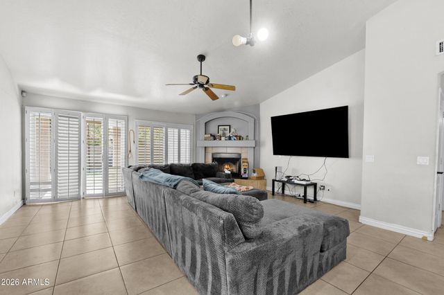 1687 W ENCINAS Street, Gilbert, AZ 85233