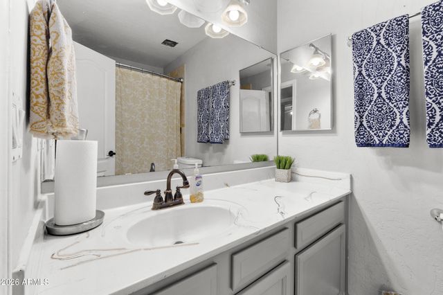 1687 W ENCINAS Street, Gilbert, AZ 85233