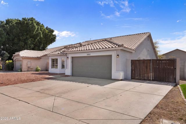 1687 W ENCINAS Street, Gilbert, AZ 85233