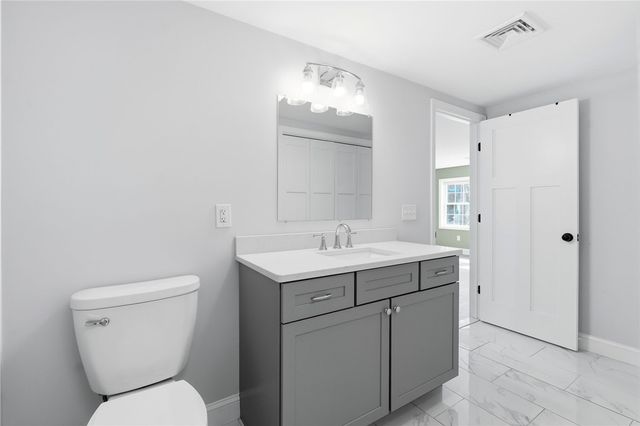 29 Calumet Avenue, Johnston, RI 02919