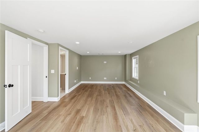 29 Calumet Avenue, Johnston, RI 02919