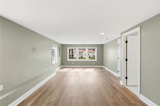 29 Calumet Avenue, Johnston, RI 02919