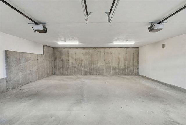 29 Calumet Avenue, Johnston, RI 02919