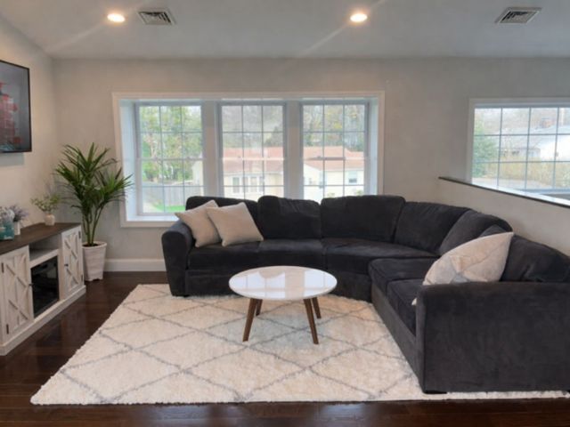 29 Calumet Avenue, Johnston, RI 02919