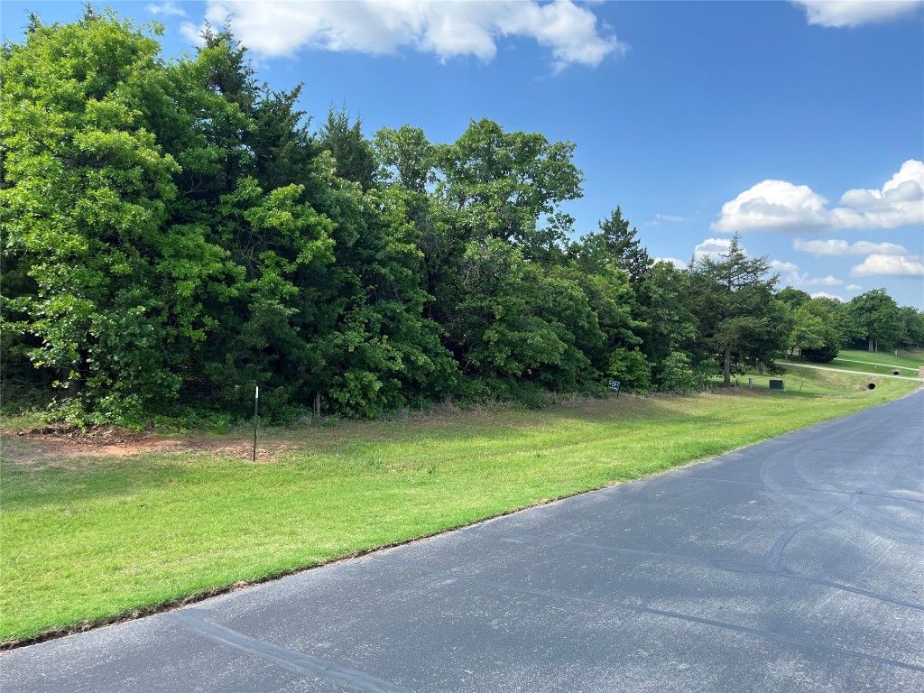 6624 Mystic Valley Drive, Edmond, OK 73034
