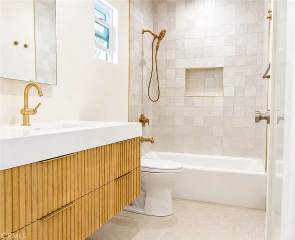 3647 Brunswick, Atwater Village, CA 90039