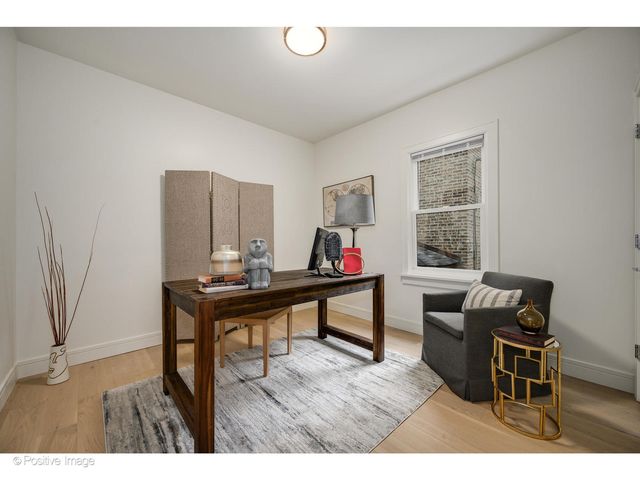 3846 N Kedvale Avenue, Chicago, IL 60641