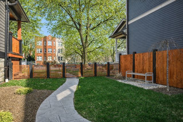 3846 N Kedvale Avenue, Chicago, IL 60641