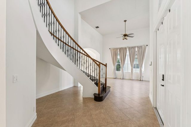 8697 Cobblestone Point Circle, Boynton Beach, FL 33472