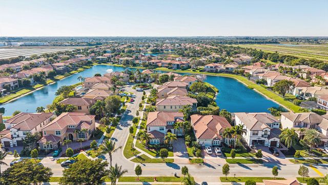 8697 Cobblestone Point Circle, Boynton Beach, FL 33472