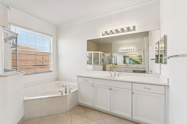 8697 Cobblestone Point Circle, Boynton Beach, FL 33472