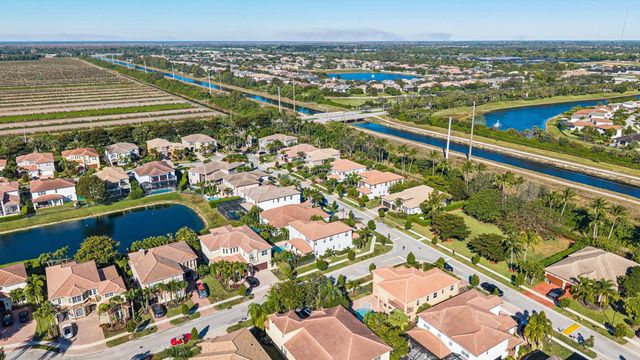 8697 Cobblestone Point Circle, Boynton Beach, FL 33472