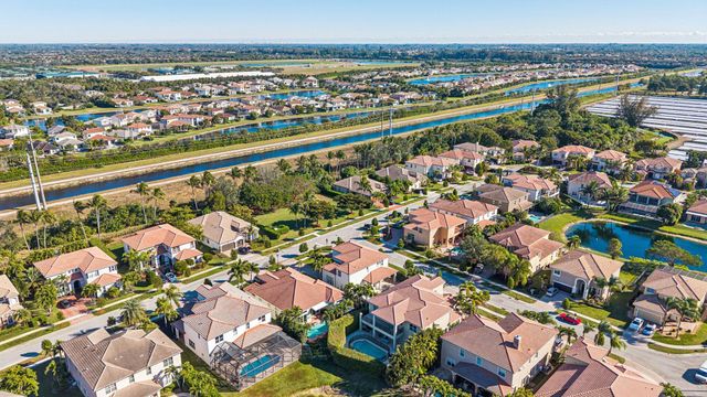 8697 Cobblestone Point Circle, Boynton Beach, FL 33472