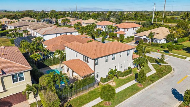 8697 Cobblestone Point Circle, Boynton Beach, FL 33472