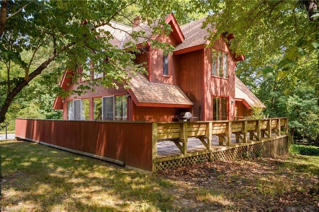 812 NC Highway 62 W, Greensboro, NC 27406