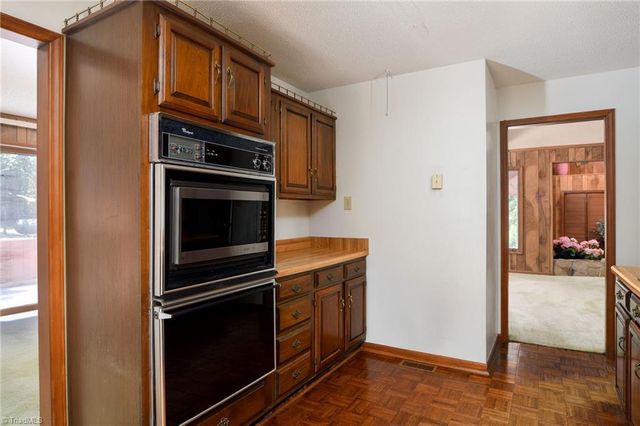812 NC Highway 62 W, Greensboro, NC 27406
