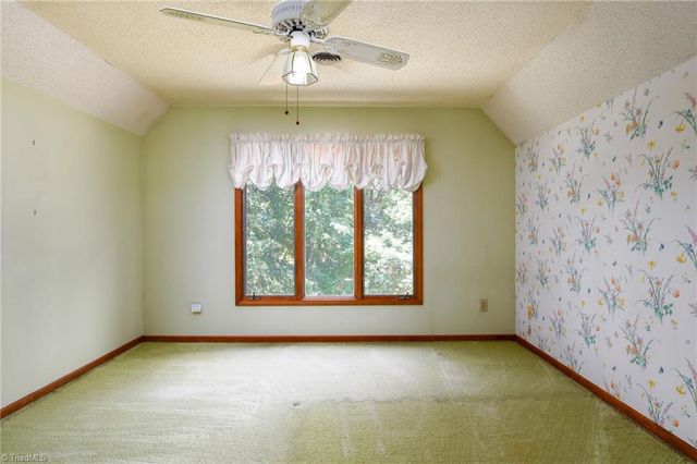 812 NC Highway 62 W, Greensboro, NC 27406