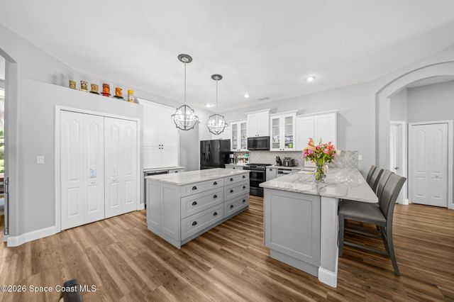 1831 Winding Ridge Circle SE, Palm Bay, FL 32909