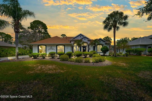 1831 Winding Ridge Circle SE, Palm Bay, FL 32909