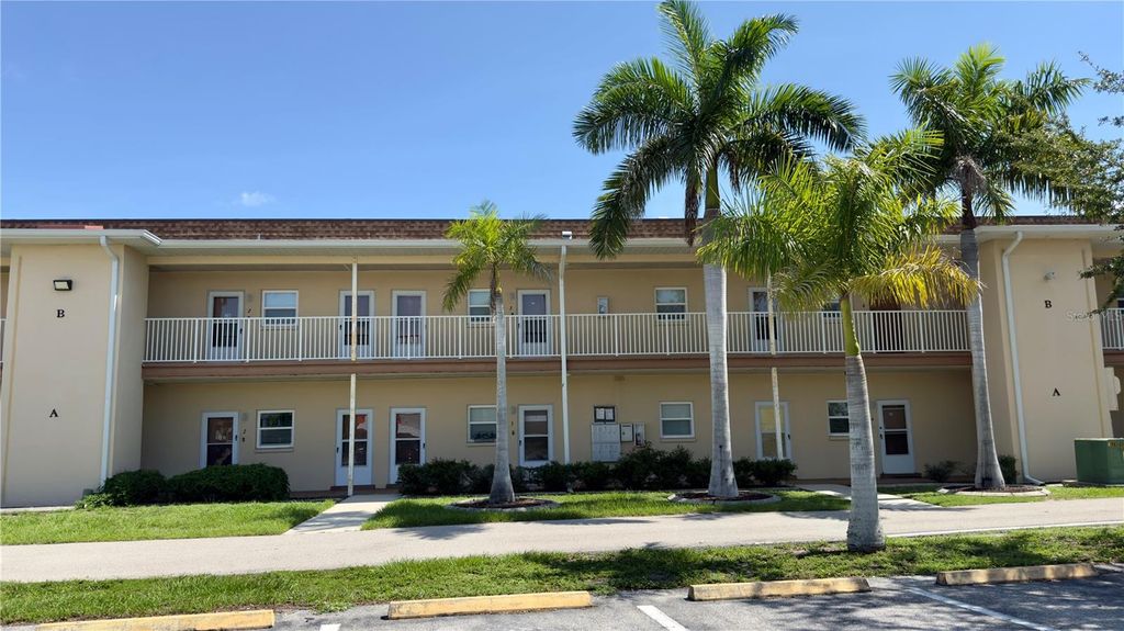 3136 HARBOR BOULEVARD 2A, Port Charlotte, FL 33952