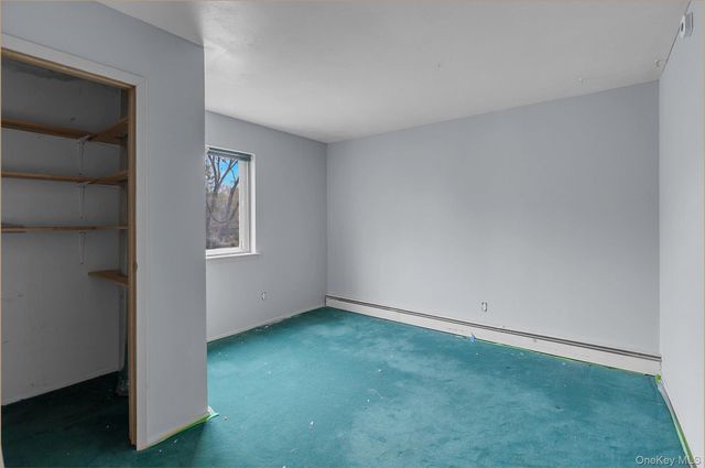 99 Wexford Drive, Oakdale, NY 11769