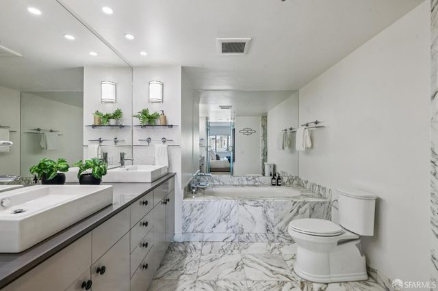 1388 Gough Street 908, San Francisco, CA 94109