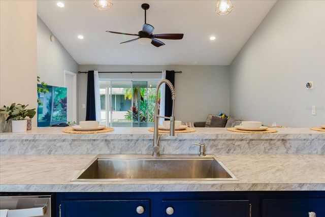 3951 104TH AVENUE N, Clearwater, FL 33762