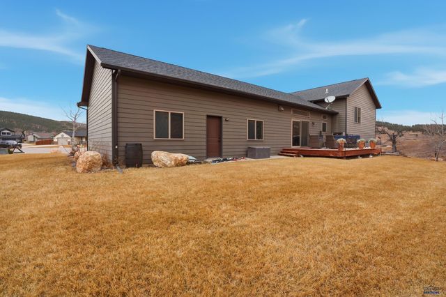8064 STEAMBOAT CT, Summerset, SD 57718