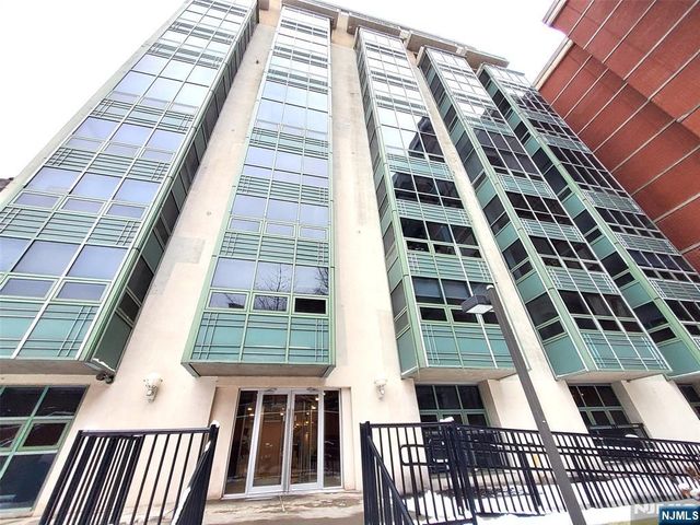 689 Luis Munoz Marin Boulevard 908, Jersey City, NJ 07310