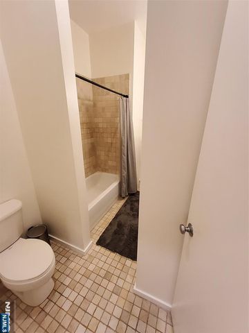 689 Luis Munoz Marin Boulevard 908, Jersey City, NJ 07310
