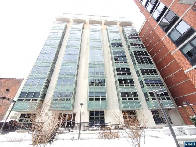 689 Luis Munoz Marin Boulevard 908, Jersey City, NJ 07310
