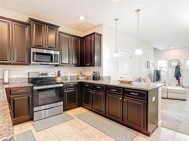 28599 TRANQUIL LAKE CIRCLE, Wesley Chapel, FL 33543