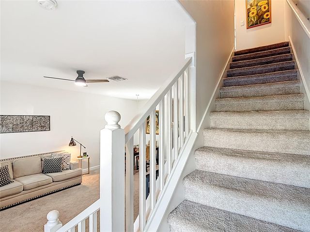 28599 TRANQUIL LAKE CIRCLE, Wesley Chapel, FL 33543