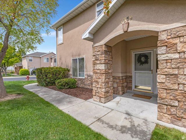 7359 S GERALEE LN, West Jordan, UT 84084