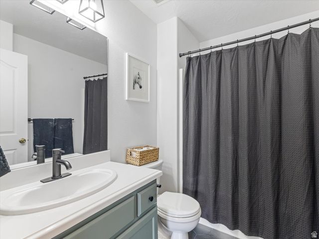 7359 S GERALEE LN, West Jordan, UT 84084