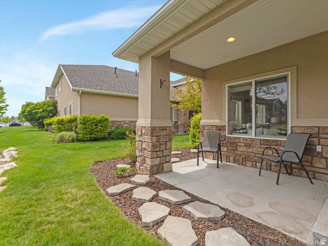 7359 S GERALEE LN, West Jordan, UT 84084