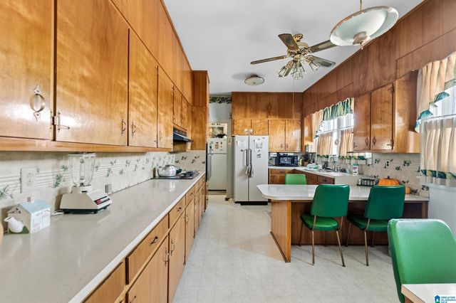 1930 DARTMOUTH AVENUE, Bessemer, AL 35020