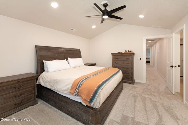 12842 N Bunchberry St, Hayden, ID 83835